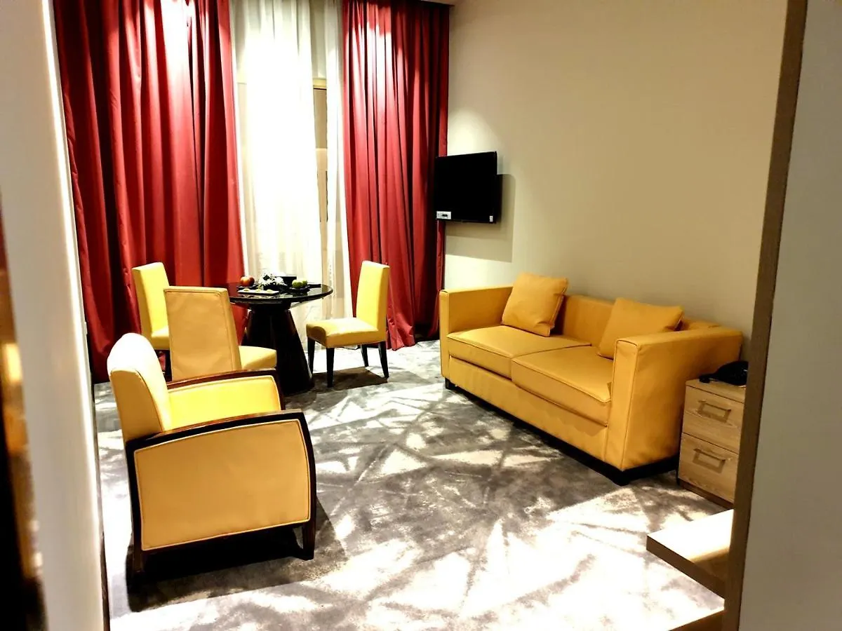 Fortune Atrium Hotel Dubai